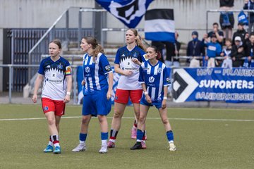 Bild 90 - wBJ Hamburger SV - FC Suederelbe : Ergebnis: 9:0